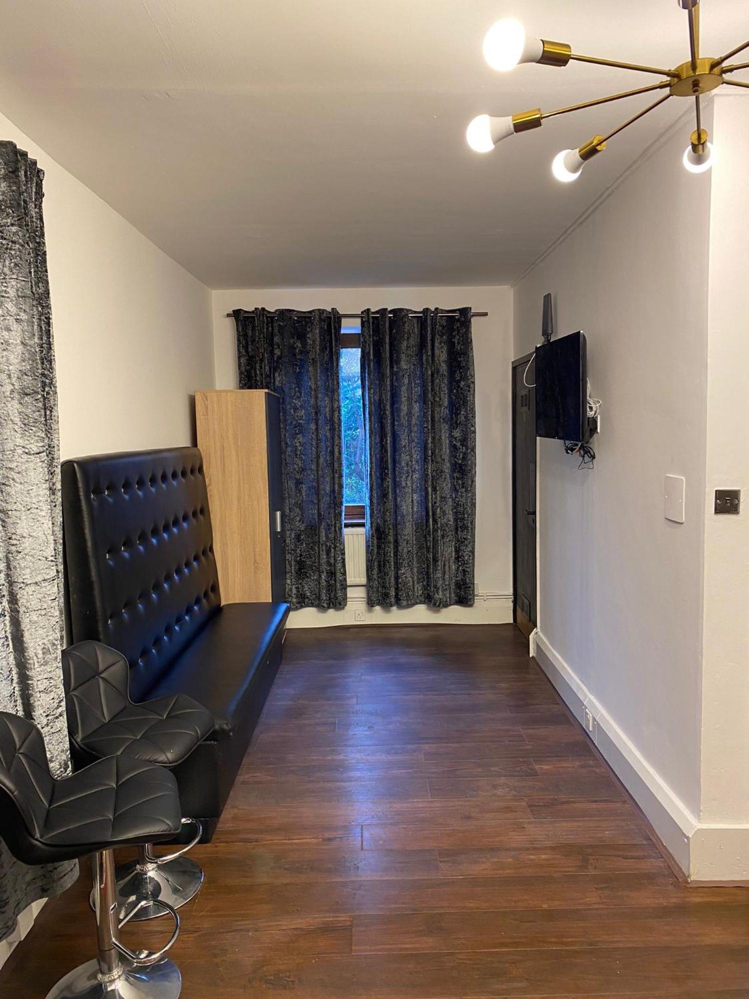 Wns Hotel London Luaran gambar